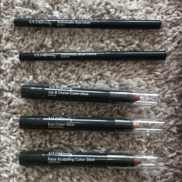 NWT Ulta makeup set - Picture 2 of 4
